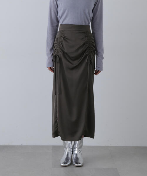 N.(N. Natural Beauty Basic)(エヌエヌナチュラルビューティーベーシック)の「◆ドロストサテンスカート(スカート・レディース・ブラウン/チャコールグレー・MEDIUM)」の9枚目の写真