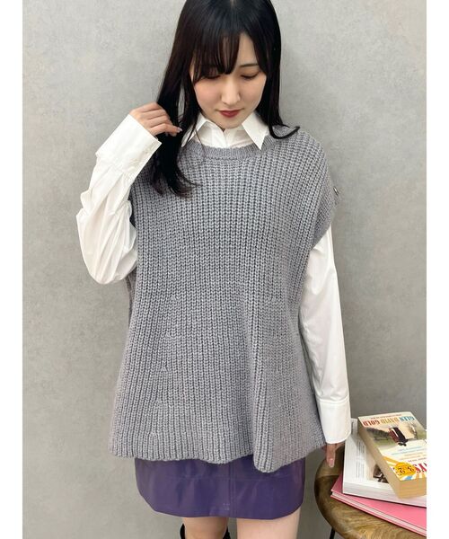 MERCURYDUO（マーキュリーデュオ）の「2WAYニットベストカーデ（カーディガン/ボレロ・レディース・オフホワイト/グレー・FREE）」の11枚目の写真