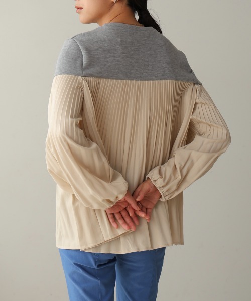 Bou Jeloud（ブージュルード）の「プリーツ切替トップス（Tシャツ/カットソー・レディース・A/ブラック/グレー・FREE）」の10枚目の写真