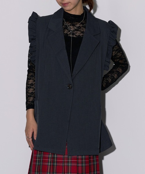 MAISON BREEZE reveur(メゾンブリーズレヴール)の「【MAISON BREEZE reveur】ツイルフリル付きジレベスト DTK(ベスト・レディース・グレー/ブラック・FREE)」の5枚目の写真