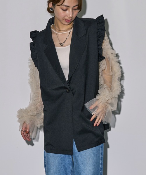 MAISON BREEZE reveur(メゾンブリーズレヴール)の「【MAISON BREEZE reveur】ツイルフリル付きジレベスト DTK(ベスト・レディース・グレー/ブラック・FREE)」の12枚目の写真