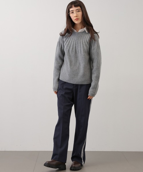 saloon（サルーン）の「SALOON(サルーン)/ライントラウザーパンツ【手洗い可】（スラックス・レディース・グレー/ベージュ/ネイビー・MEDIUM/SMALL）」の6枚目の写真