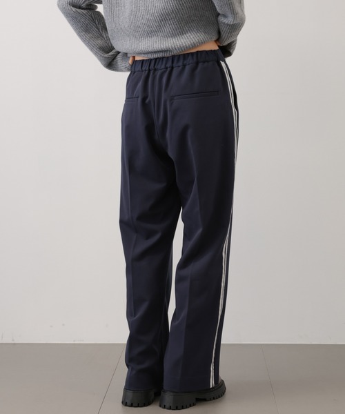 saloon（サルーン）の「SALOON(サルーン)/ライントラウザーパンツ【手洗い可】（スラックス・レディース・グレー/ベージュ/ネイビー・MEDIUM/SMALL）」の11枚目の写真