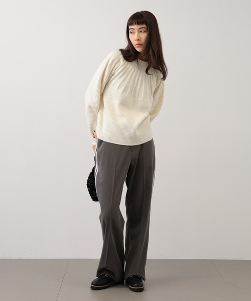 saloon（サルーン）の「SALOON(サルーン)/ライントラウザーパンツ【手洗い可】（スラックス・レディース・グレー/ベージュ/ネイビー・MEDIUM/SMALL）」の13枚目の写真