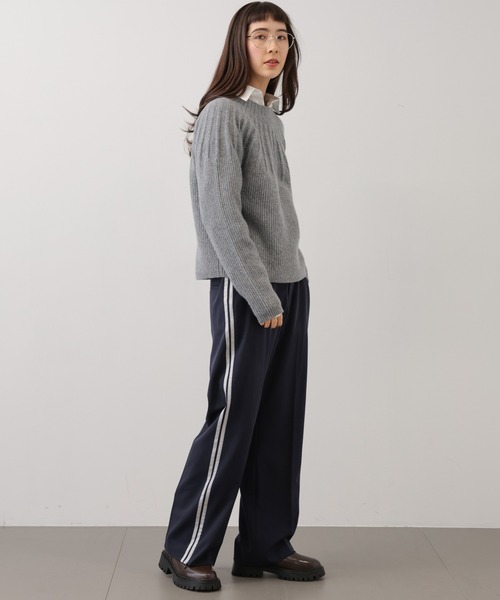 saloon（サルーン）の「SALOON(サルーン)/ライントラウザーパンツ【手洗い可】（スラックス・レディース・グレー/ベージュ/ネイビー・MEDIUM/SMALL）」の5枚目の写真