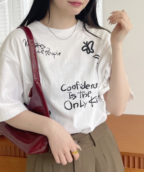 値下げしました新品未使用 PICONE イラストプリント 半袖Tシャツ 40 値下げしました新品未使用 PICONE イラストプリント 半袖Tシャツ
