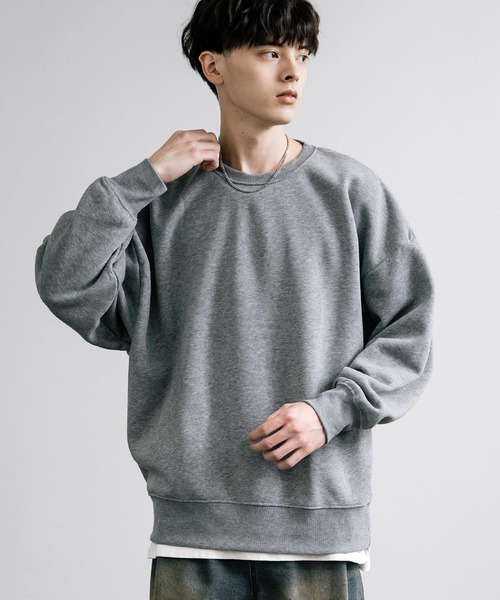 Rocky Monroe（ロッキーモンロー）の「オーバーサイズ裏起毛綿タッチドルマンクルーネックトレーナー（スウェット・メンズ・杢グレー/グレイッシュベージュ/ブラック/チャコールグレー・L/XL/M）」の2枚目の写真