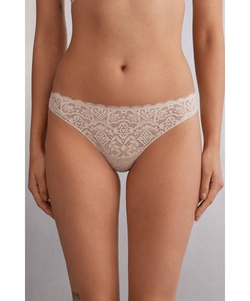 intimissimi ホワイトレースブラジャーショーツセット レースの下着・ランジェリー｜Intimissimi 公式通販