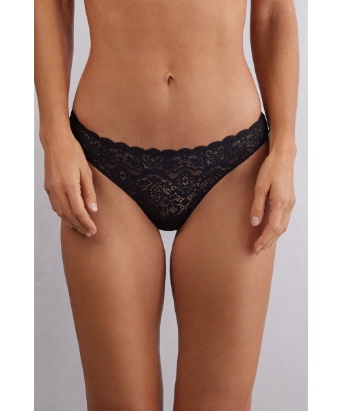 Intimissimi（インティミッシミ）の「In Full Bloom