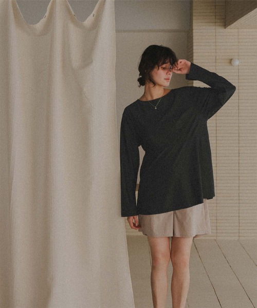 titivate（ティティベイト）の「前後2wayペプラムデザイントップス/ラッシュガード（ラッシュガード・レディース・オフホワイト/ライトベージュ/グレイッシュベージュ/ブラック・LL/L/M/S）」の17枚目の写真