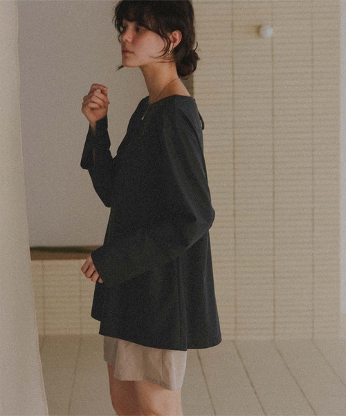 titivate（ティティベイト）の「前後2wayペプラムデザイントップス/ラッシュガード（ラッシュガード・レディース・オフホワイト/ライトベージュ/グレイッシュベージュ/ブラック・LL/L/M/S）」の5枚目の写真