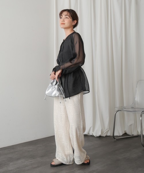 Bou Jeloud（ブージュルード）の「オーガンジーシアーレイヤードブラウス（シャツ/ブラウス・レディース・ブラック/ブラウン/ベージュ・38）」の16枚目の写真