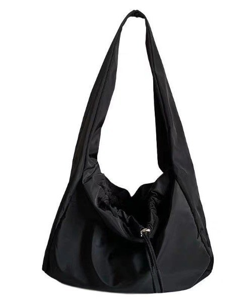 Teem Store（チームストア）の「【A4対応】大容量軽量巾着ワンショルダーバッグ（ショルダーバッグ・レディース・ブラック・F）」の8枚目の写真