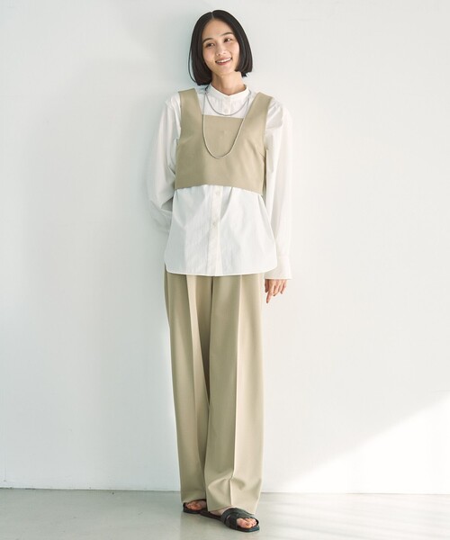 UNFILO（アンフィーロ）の「イージーチノ ベルト付きパンツ（その他パンツ・レディース・ベージュ系/ホワイト系/ブラック系・MEDIUM/SMALL/X-SMALL/LARGE）」の12枚目の写真