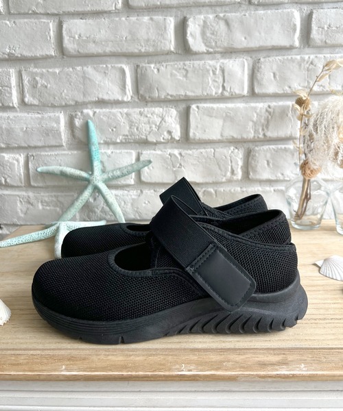 LUGG NAGG(ラグナグ)の「【addottona】【軽量】ゴム入りベルトスニーカー(スニーカー・レディース・ブラック/ブラウン/ホワイト系その他/ブラック×ホワイト・22.5cm/23.0cm/23.5cm/24.0cm/24.5cm)」の11枚目の写真