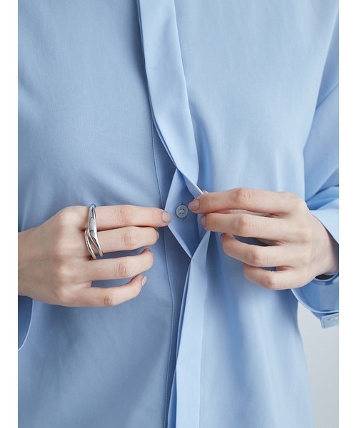 MIESROHE（ミースロエ）の「シアークロップドシャツ（シャツ/ブラウス・レディース・ホワイト/ライトベージュ/ライトブルー・FREE）」の17枚目の写真