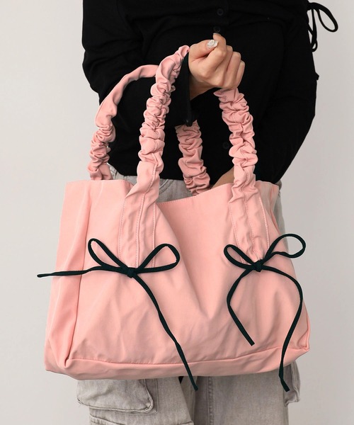 ROOPTOKYO（ループトウキョウ）の「ギャザーハンドル リボンスクエアトートバッグ（トートバッグ・レディース・ピンク/アイボリー/ブラック/チャコールグレー・FREE）」の16枚目の写真