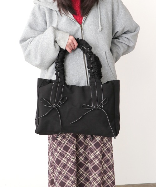 ROOPTOKYO（ループトウキョウ）の「ギャザーハンドル リボンスクエアトートバッグ（トートバッグ・レディース・ピンク/アイボリー/ブラック/チャコールグレー・FREE）」の20枚目の写真
