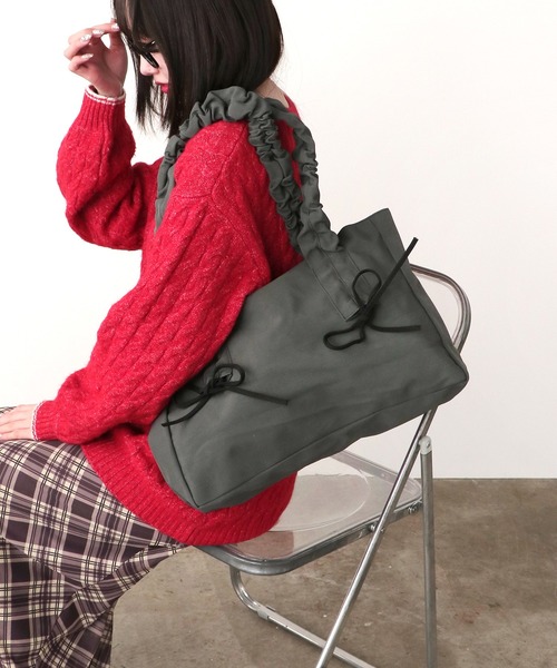 ROOPTOKYO（ループトウキョウ）の「ギャザーハンドル リボンスクエアトートバッグ（トートバッグ・レディース・ピンク/アイボリー/ブラック/チャコールグレー・FREE）」の22枚目の写真