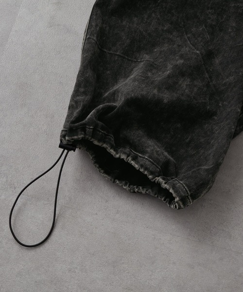 EMMA CLOTHES（エマクローズ）の「ヴィンテージケミカルウォッシュ ドロストワイドイージーパンツ（チノパンツ・メンズ・ブラウン/ブラック・S/M/L）」の12枚目の写真