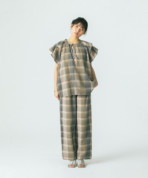 ROSE BUD(ローズバッド)の「【WEB・一部店舗限定】SUCKER FRILL BLOUSE(シャツ/ブラウス・レディース・グレー/ピンク/グリーン・ONE SIZE)」の5枚目の写真