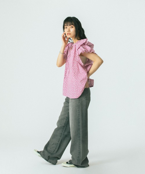 ROSE BUD(ローズバッド)の「【WEB・一部店舗限定】SUCKER FRILL BLOUSE(シャツ/ブラウス・レディース・グレー/ピンク/グリーン・ONE SIZE)」の17枚目の写真
