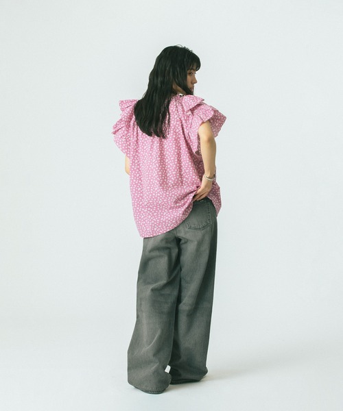 ROSE BUD(ローズバッド)の「【WEB・一部店舗限定】SUCKER FRILL BLOUSE(シャツ/ブラウス・レディース・グレー/ピンク/グリーン・ONE SIZE)」の18枚目の写真