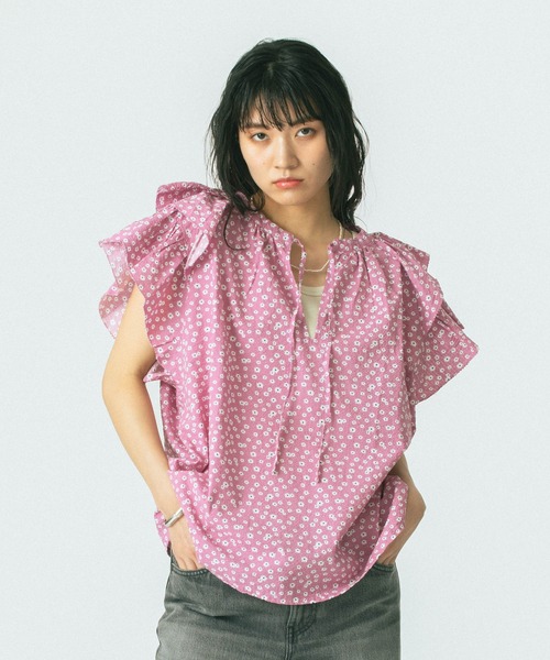 ROSE BUD(ローズバッド)の「【WEB・一部店舗限定】SUCKER FRILL BLOUSE(シャツ/ブラウス・レディース・グレー/ピンク/グリーン・ONE SIZE)」の21枚目の写真