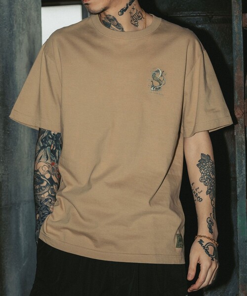 Subciety(サブサエティ)の「Nouveau TEE(Tシャツ/カットソー・メンズ・サンドベージュ/ホワイト/ブラック・SMALL/MEDIUM/LARGE/X-LARGE/XX-LARGE)」の16枚目の写真