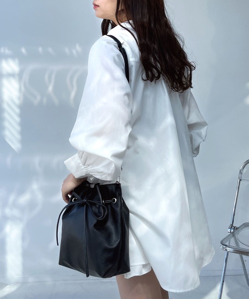 AS KNOW AS plus（アズノゥアズプラス）の「●袖アレンジ可能 デザインフリルチュニックワンピ―ス（ワンピース・レディース・ブラック/オフホワイト/サックスブルー/ブルー系その他/ブラック系その他・FREE）」の16枚目の写真