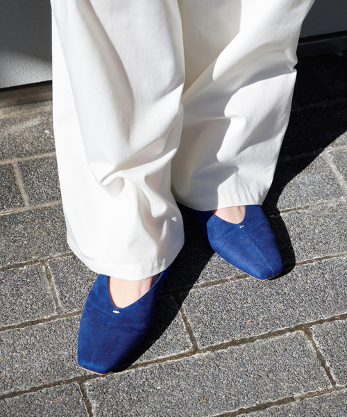 B.C STOCK（ベーセーストック）の「スクエアスリッポンバレエシューズ（バレエシューズ・レディース・ブラック/ブルー/ベージュ/ホワイト・LARGE/MEDIUM/SMALL）」の4枚目の写真