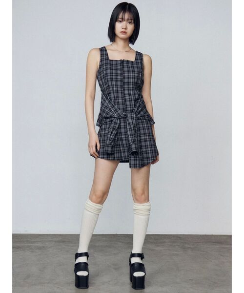 EMODA(エモダ)の「シアースイッチングハイソックス(ソックス/靴下・レディース・アイボリー/グレー・FREE)」の5枚目の写真