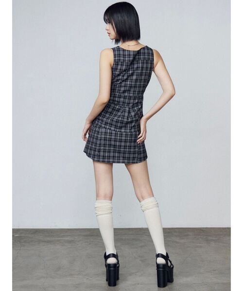 EMODA(エモダ)の「シアースイッチングハイソックス(ソックス/靴下・レディース・アイボリー/グレー・FREE)」の6枚目の写真