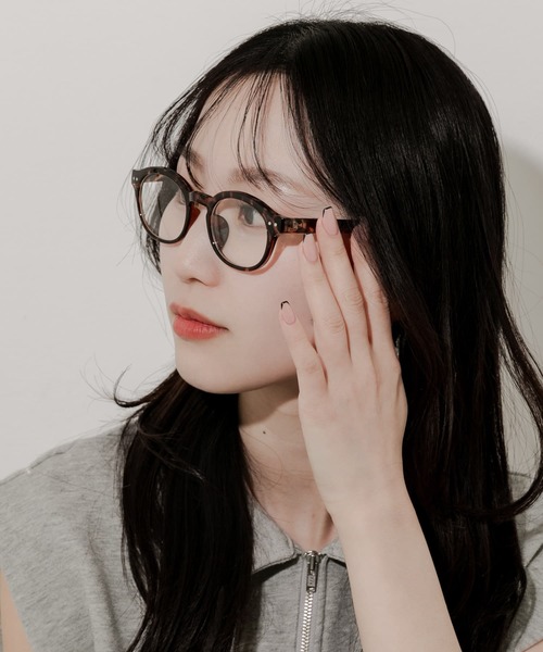 SMELLY（スメリー）の「オーバルフレームダテメガネ（メガネ・レディース・ブラウン系その他/ブラック・-）」の3枚目の写真