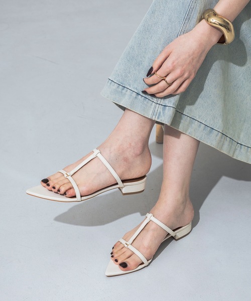 EVOL（イーボル）の「【軽量・柔らかい】Tストラップミュールサンダル IY5729（サンダル・レディース・ボルドー/シルバー/ブラック/アイボリー・XS/S/M/L/LL）」の2枚目の写真