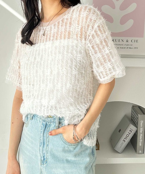 GeeRA（ジーラ）の「夏コーデに活躍！フェザーチュールシアーＴシャツ（Tシャツ/カットソー・レディース・オフホワイト/ブラック・LARGE/X-LARGE/MEDIUM）」の6枚目の写真