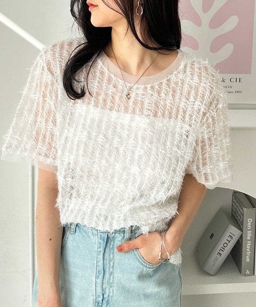 GeeRA（ジーラ）の「夏コーデに活躍！フェザーチュールシアーＴシャツ（Tシャツ/カットソー・レディース・オフホワイト/ブラック・LARGE/X-LARGE/MEDIUM）」の5枚目の写真