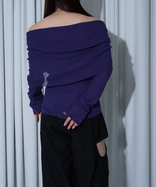 Ellno de Mavie(エルノデメヴィ)の「オフショルルーズシアーニット(ニット/セーター・レディース・パープル/ブラック・FREE)」の8枚目の写真
