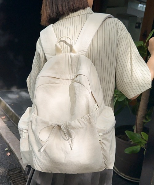 Mejoul（メジュール）の「ナイロンリボンバックパック（バックパック/リュック・レディース・ホワイト/ピンク/パープル/ベージュ/ブラック・F）」の8枚目の写真
