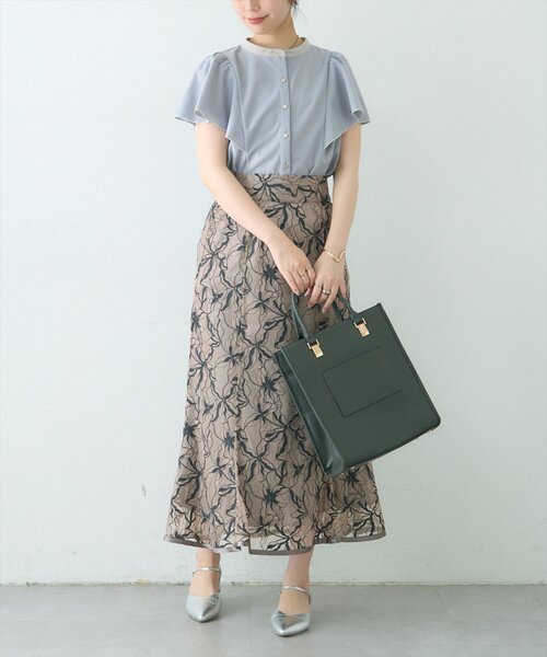 natural couture(ナチュラルクチュール)の「メタル釦フリル袖ブラウス(シャツ/ブラウス・レディース・ネイビー/サックスブルー/チャコールグレー/グレー/オフホワイト・FREE)」の20枚目の写真
