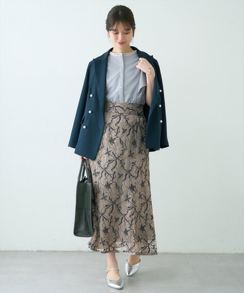natural couture(ナチュラルクチュール)の「メタル釦フリル袖ブラウス(シャツ/ブラウス・レディース・ネイビー/サックスブルー/チャコールグレー/グレー/オフホワイト・FREE)」の22枚目の写真