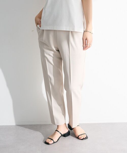 Green　Parks（グリーンパークス）の「きれいシルエットパンツ(テーパード)（スラックス・レディース・ホワイト系その他2/ブルー/ミント/ダークネイビー・M/L/S）」の17枚目の写真