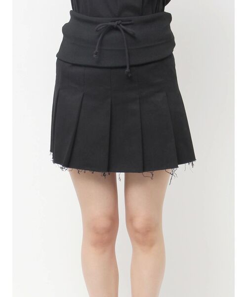 EMODA(エモダ)の「リブワイドプリーツスカート(スカート・レディース・ブラック/グレー/ベージュ・SMALL/MEDIUM)」の5枚目の写真