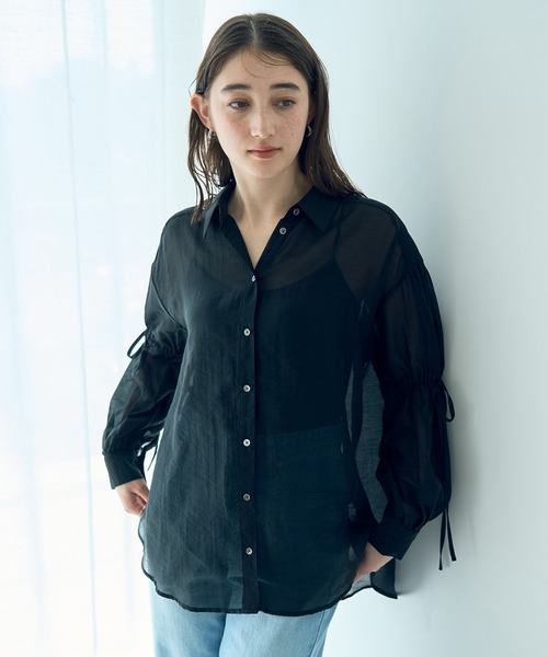 YECCA VECCA(イェッカヴェッカ)の「バックリボンシアーシャツ(シャツ/ブラウス・レディース・ブラック/ピンク/ライトグリーン・FREE)」の4枚目の写真