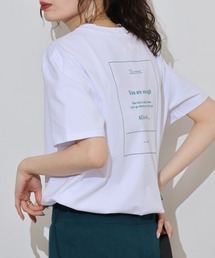 バックプリントTシャツ