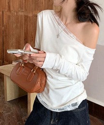 オフショル オフショルダートップス 肩出し」に該当するホワイト/白色