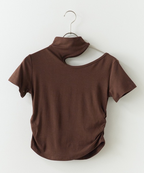 ROOPTOKYO(ループトウキョウ)の「Open-cut cropped gather tops/オープンカット クロップド ギャザートップス 秋物 秋服 2026年秋冬(Tシャツ/カットソー・レディース・ネイビー/ブラック/グレー/ホワイト/ブラウン/ピンク/ベージュ・FREE)」の15枚目の写真