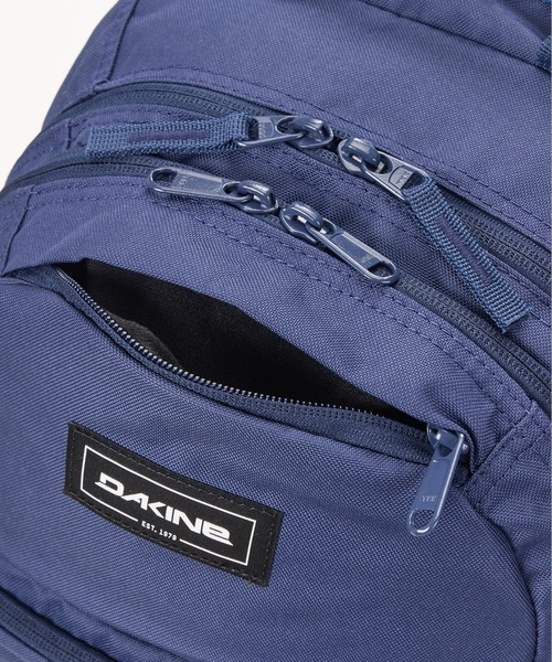 DAKINE(ダカイン)の「DAKINE メンズ CAMPUS M 25L バックパック/リュック 【2025年春夏モデル】/ダカインロゴワンポイントバッグパック・リュックサック(バックパック/リュック・メンズ・ブラックミックス/ネイビー/レインボー/カラフル/マルチ/ブラウン系その他/ピンク系その他・FREE)」の11枚目の写真