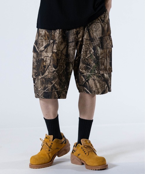 JOHN'S CLOSET（ジョンズクローゼット）の「【13】ツリーカモ ワイドカーゴショーツ（カーゴパンツ・メンズ・リアルツリーカモ・SMALL/MEDIUM/X-LARGE/LARGE）」の2枚目の写真
