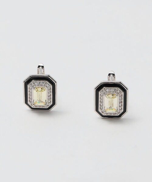 UNITED ARROWS（ユナイテッドアローズ）の「3カラー スクエア ピアス（ピアス（両耳用）・レディース・ブラック/ホワイト・FREE）」の2枚目の写真